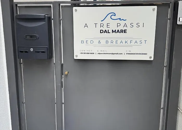 A Tre Passi Dal Mare Bed & Breakfast 3*
